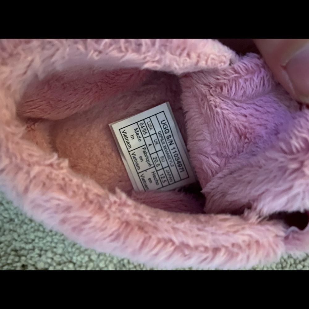 Uvas slippers toddler 4/5